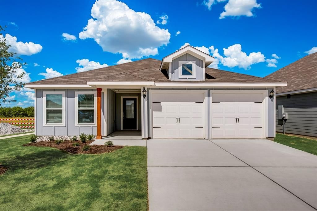 1429 Woodwinds Drive