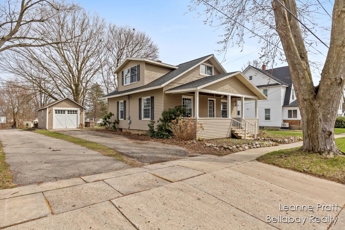308 Pleasant Avenue