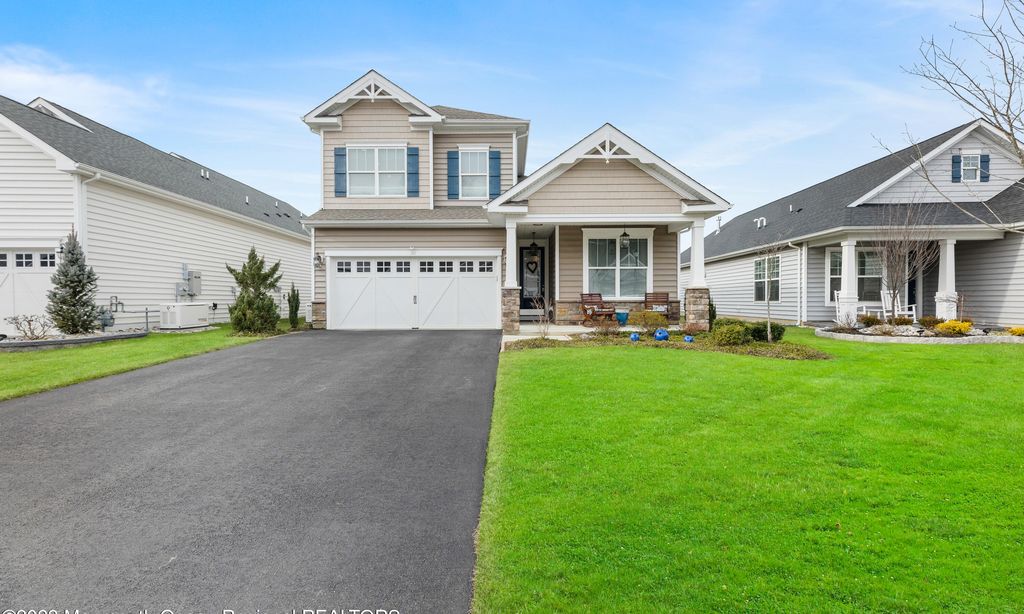 Four Seasons at Monmouth Woods