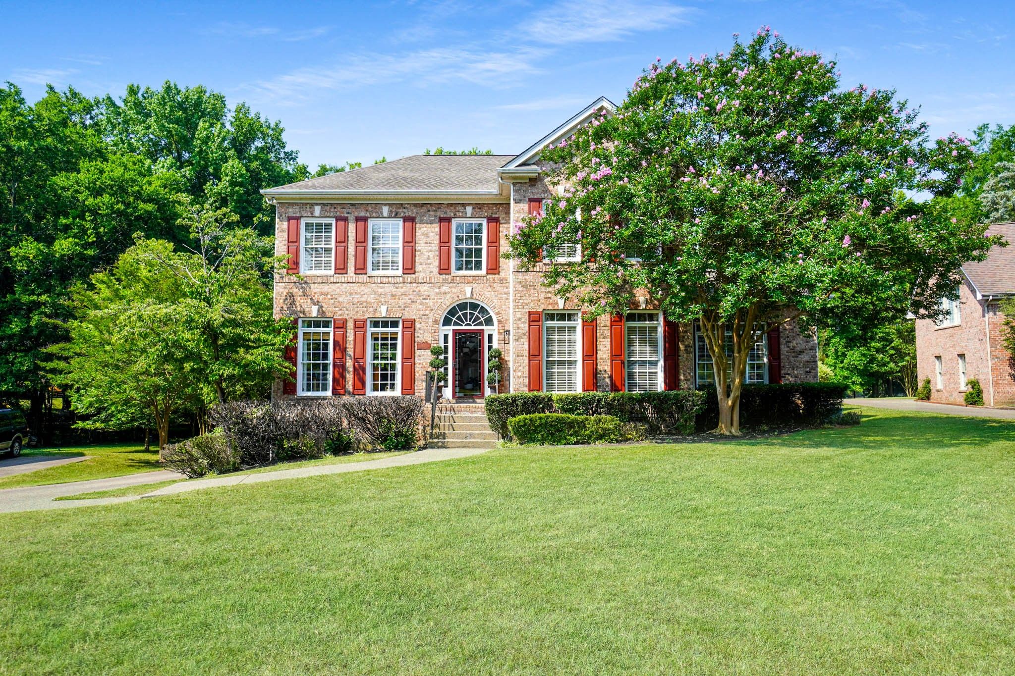 107 Shorecrest Cir