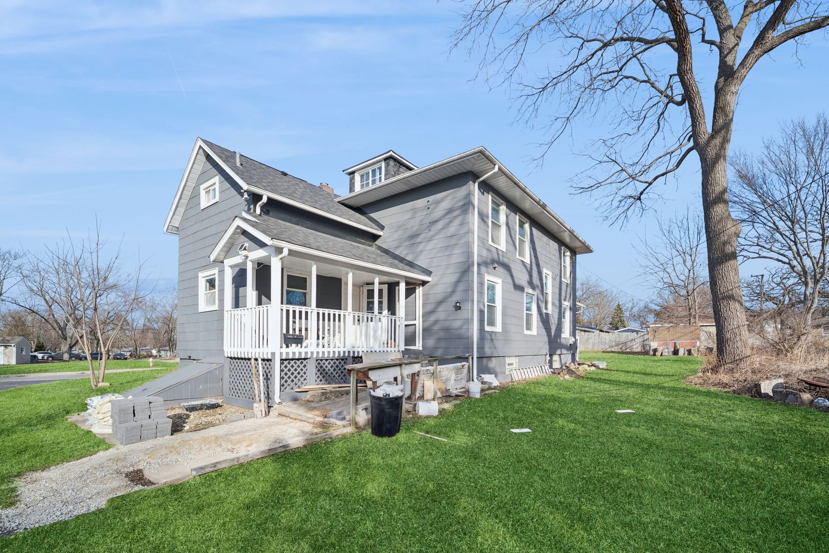 9 Center Road