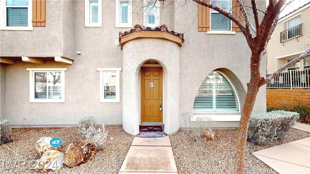 1033 Railroad Flat Court