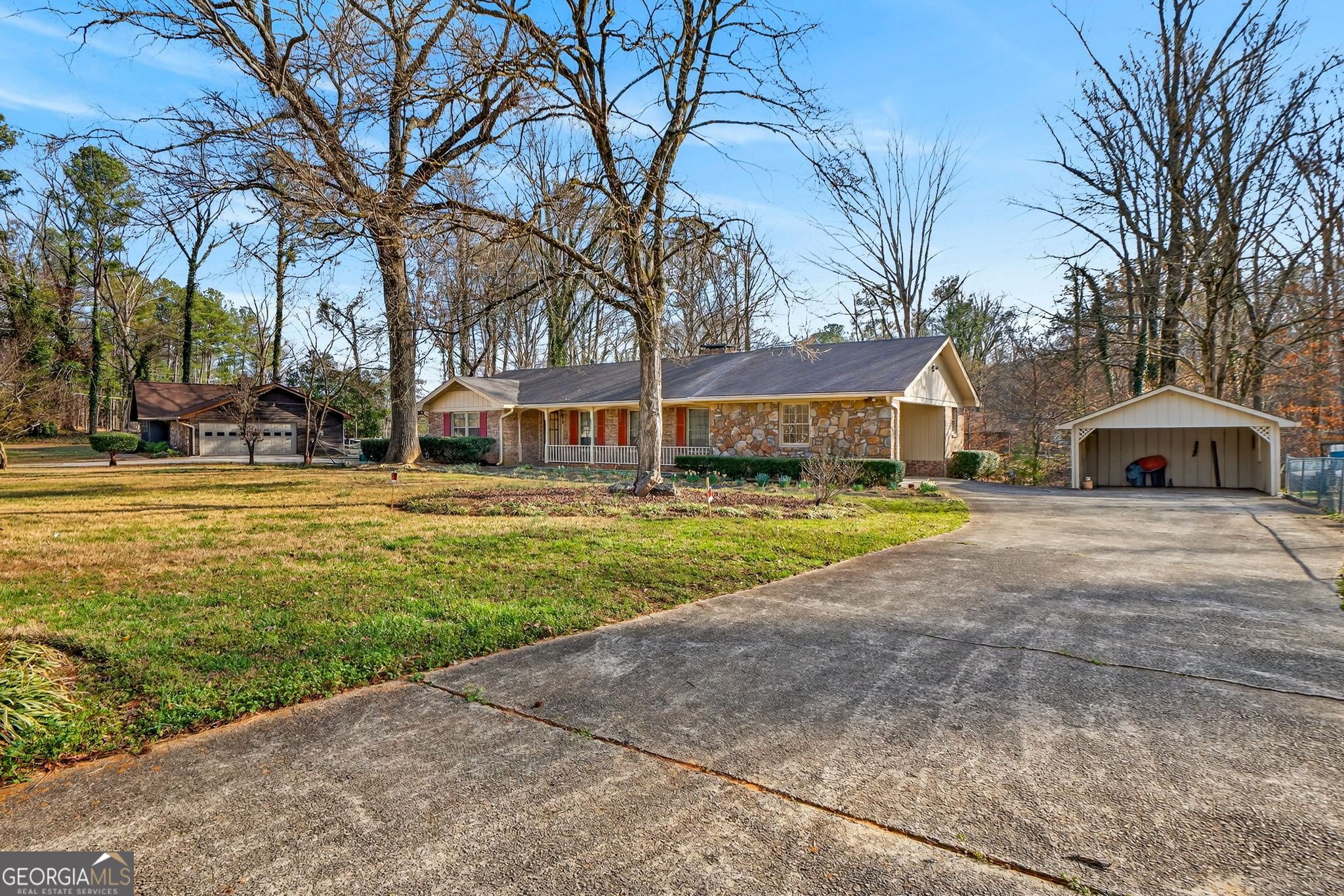 5227 Beechwood Forest Drive