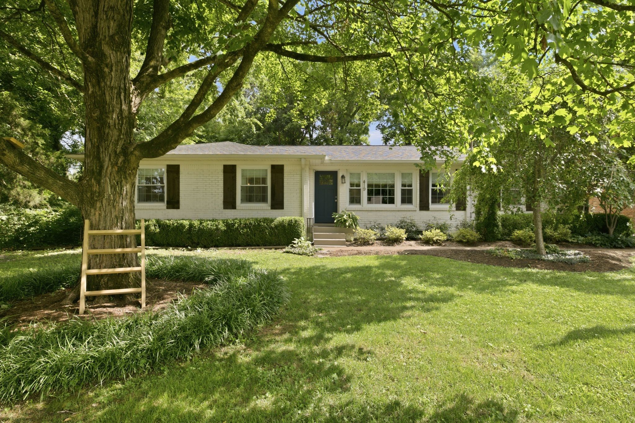 419 Figuers Dr