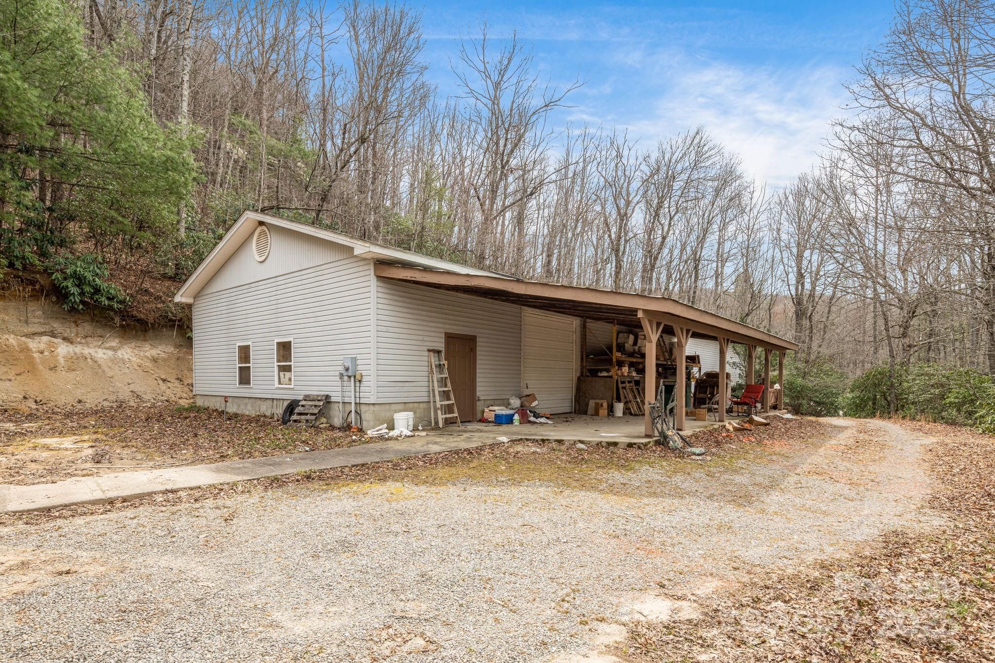 5389 Cascade Lake Road