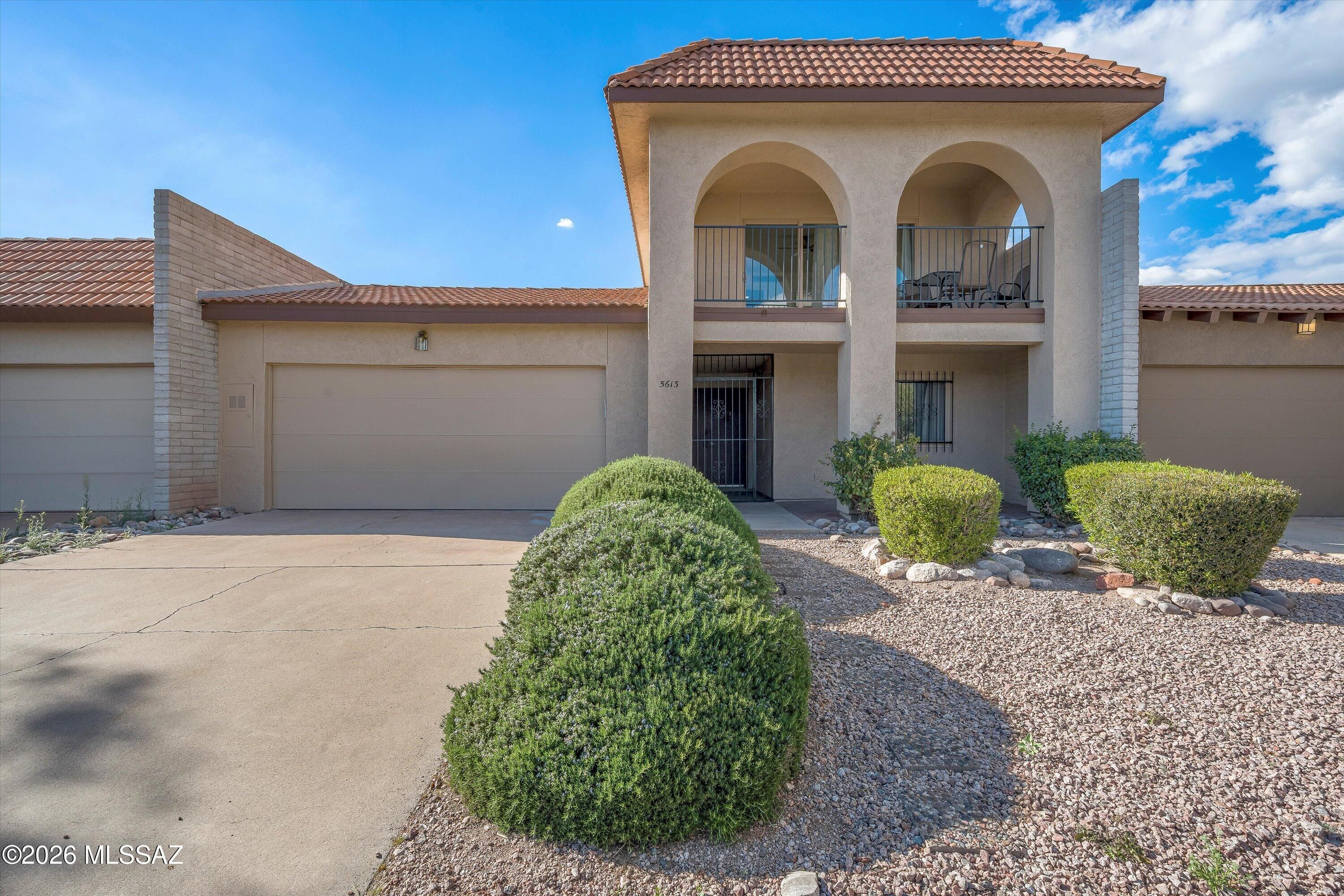 5613 N Calle Del Marques