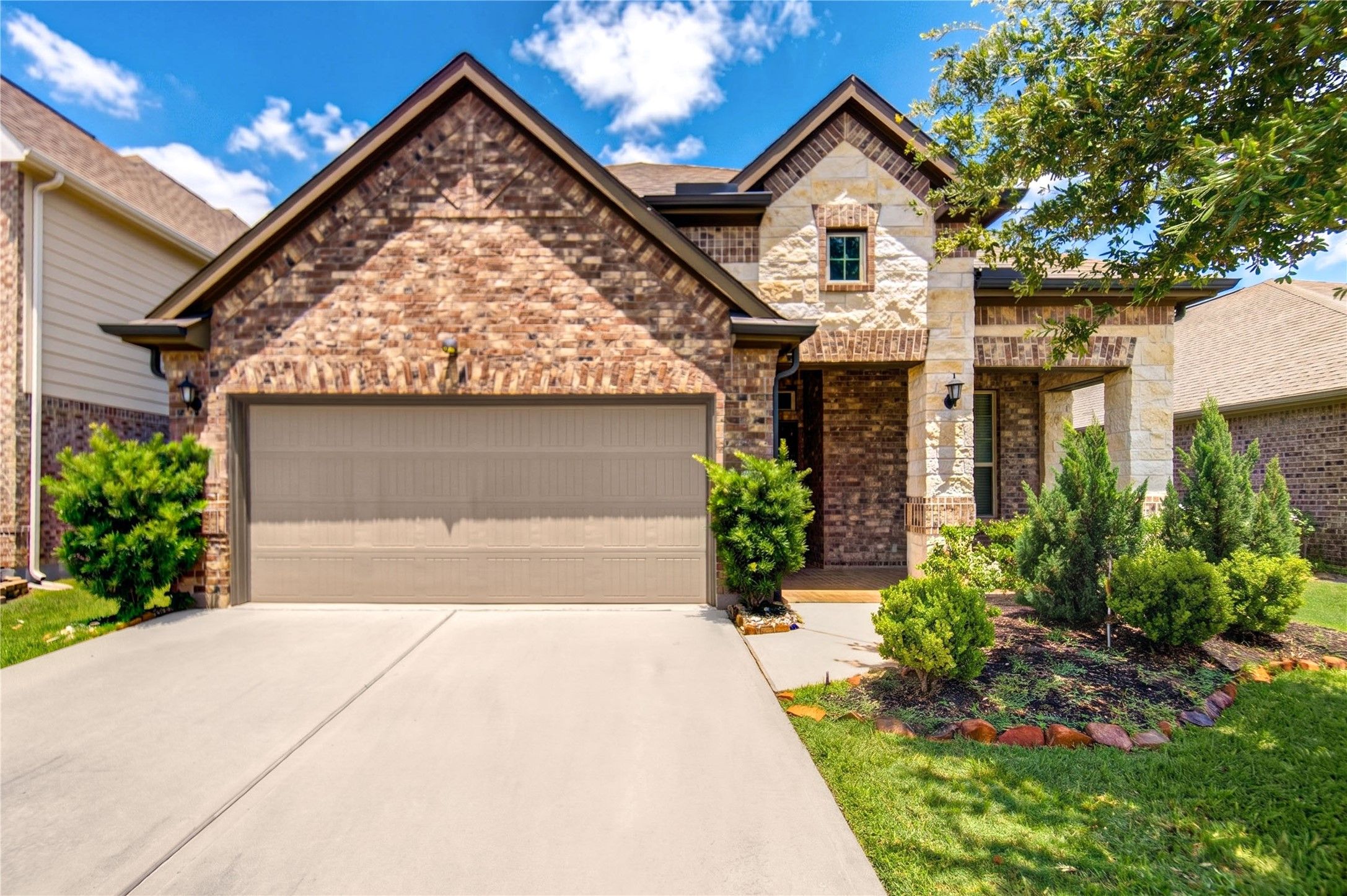 23610 Villa Lisa Drive