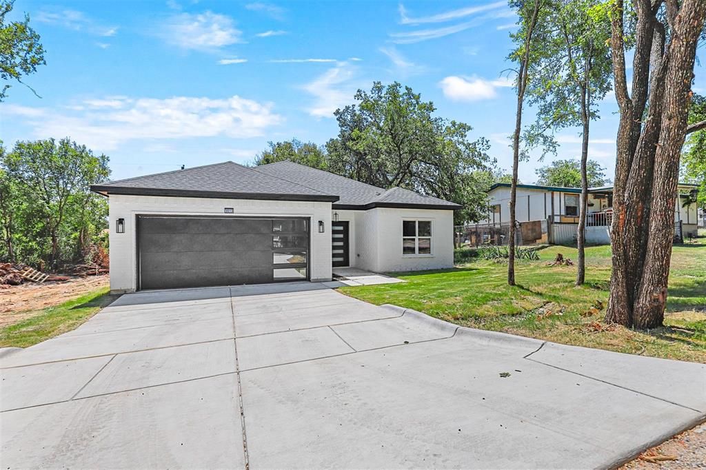 3513 Woodlake Drive