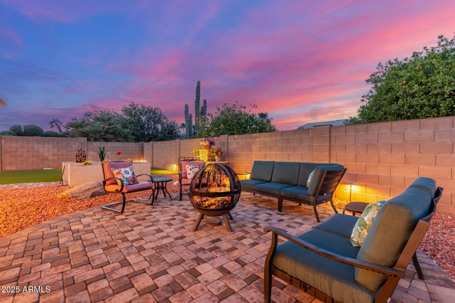 9556 W Willowbrook Drive