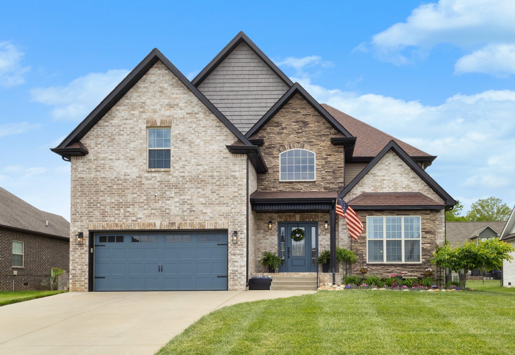 404 Barr Dr