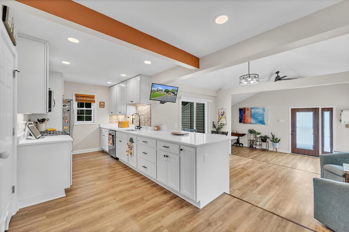 17306 West Roosevelt Avenue