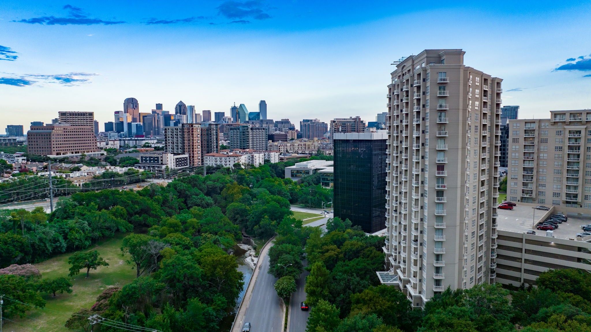 3225 Turtle Creek Boulevard 810