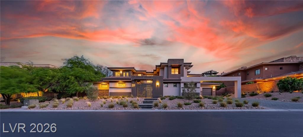 29 Soaring Bird Court