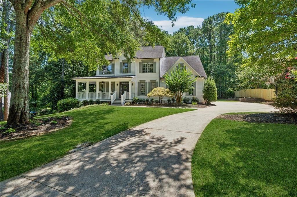 370 Longwood Lane