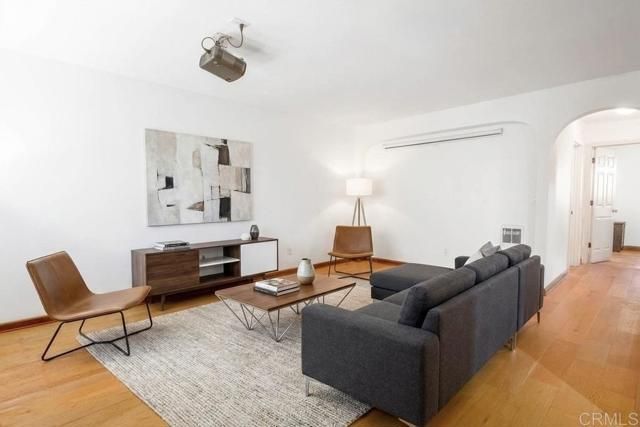 3215 44th Street 3