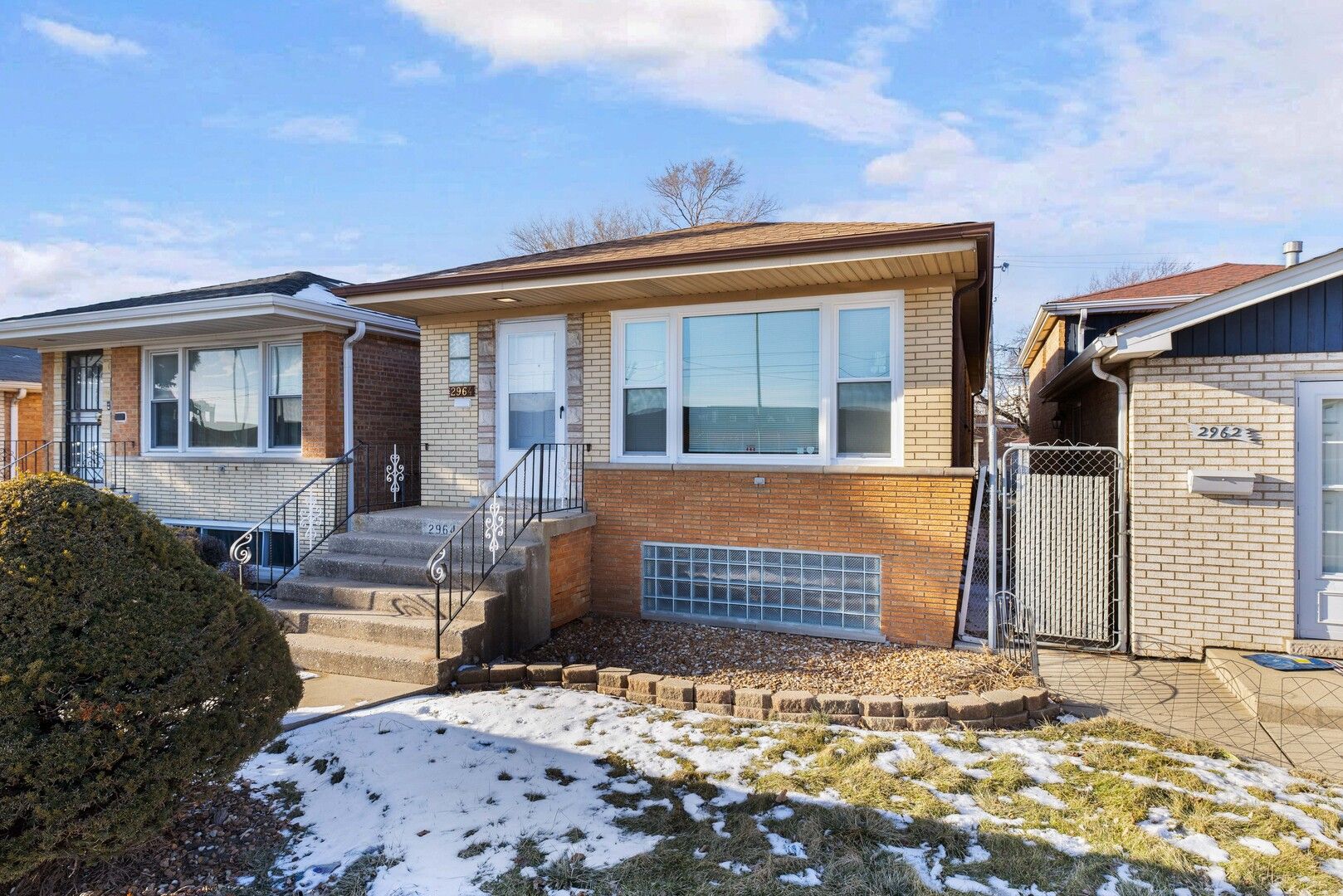 2964 W Columbus Avenue