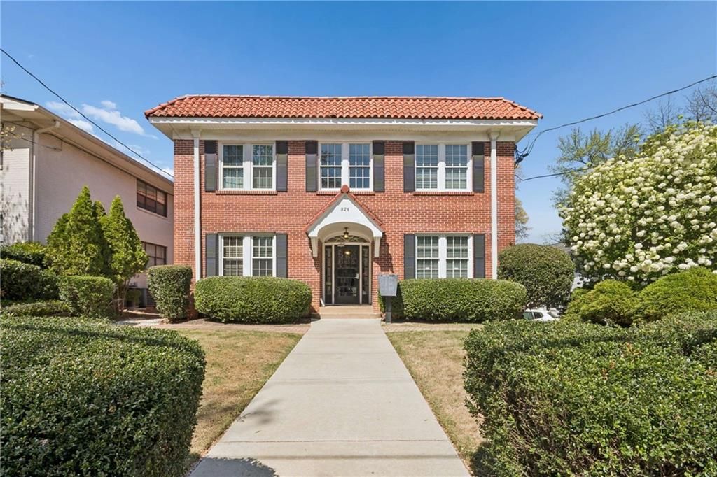 824 Greenwood Avenue Ne 3