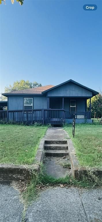 1038 E Maddox Avenue