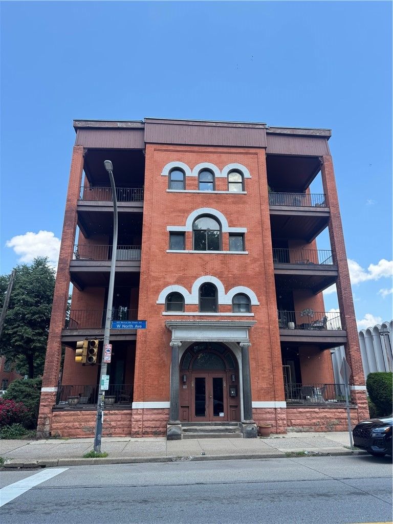 316 W North Ave C