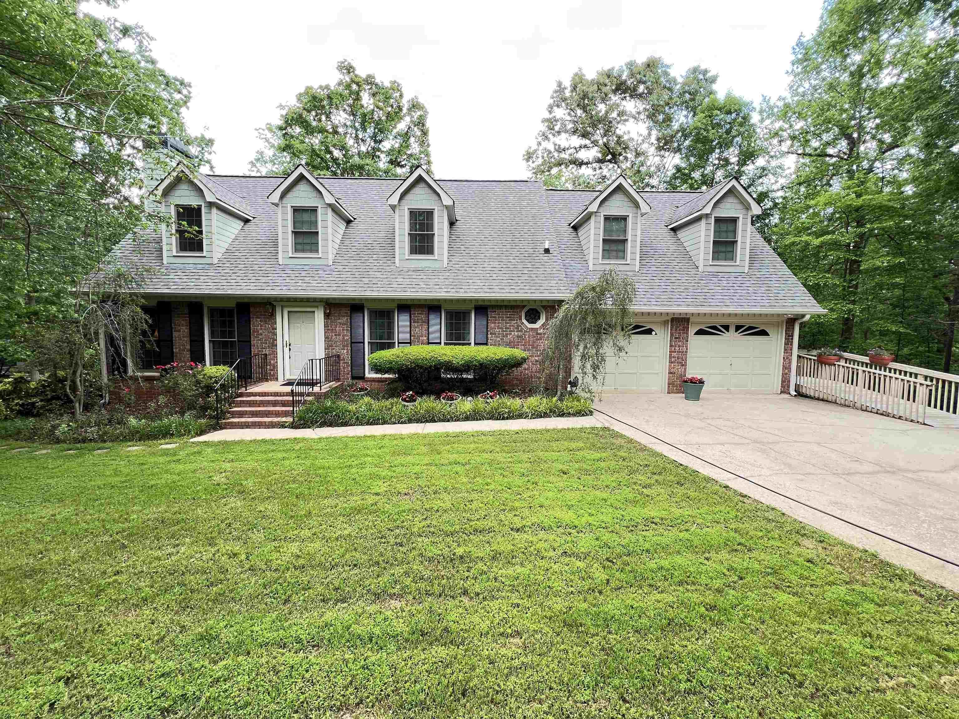 4035 E Chapel Hill Road