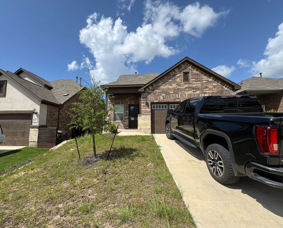 854 Pepperbark Loop