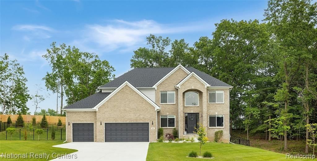 10392 Valley Creek Drive
