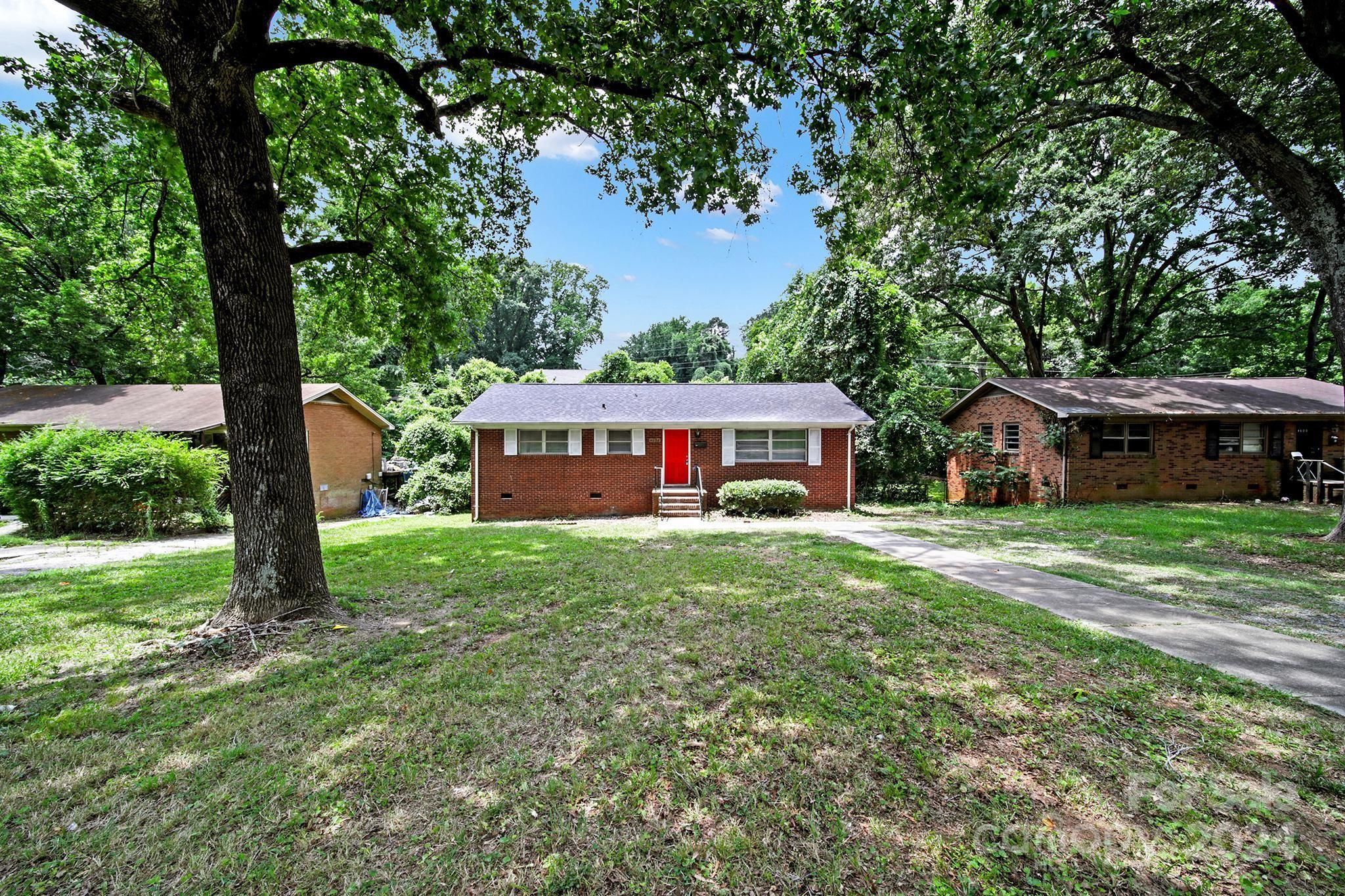 4808 Hidden Valley Road