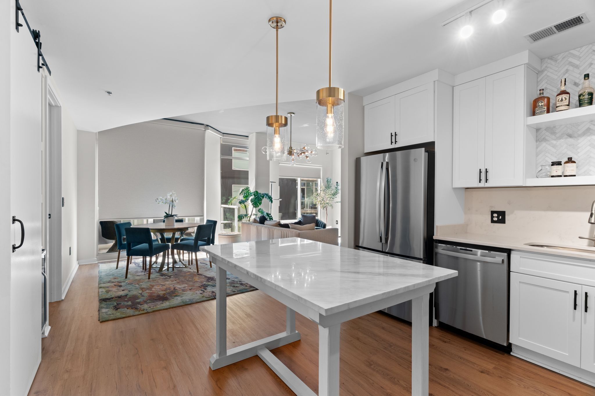 600 12th Ave S 706