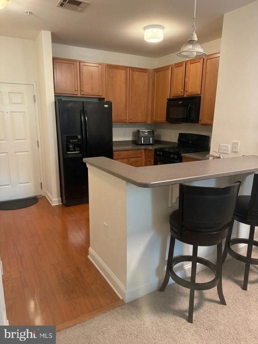 200 W Elm Street 1108