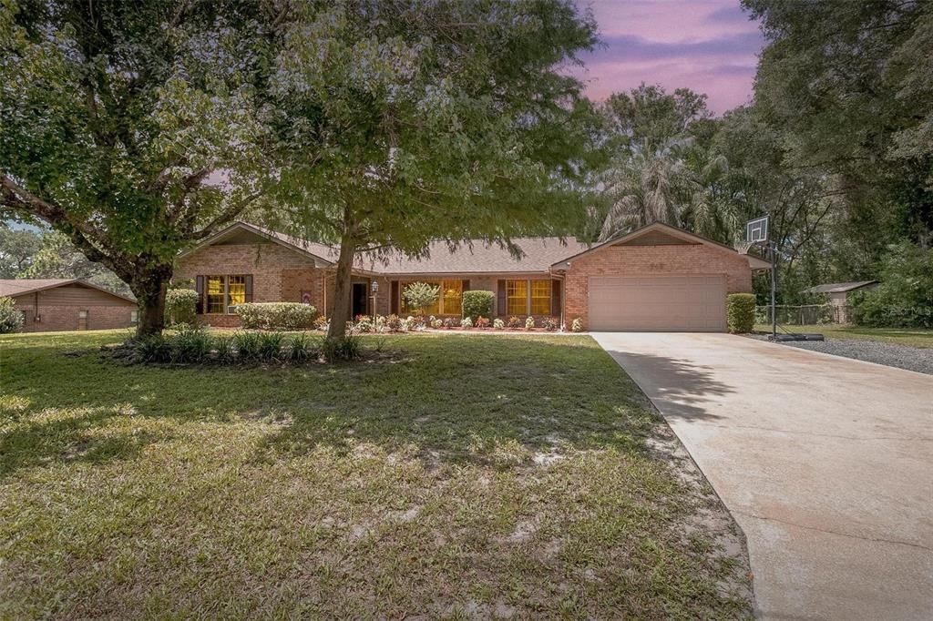 749 Westchester Dr
