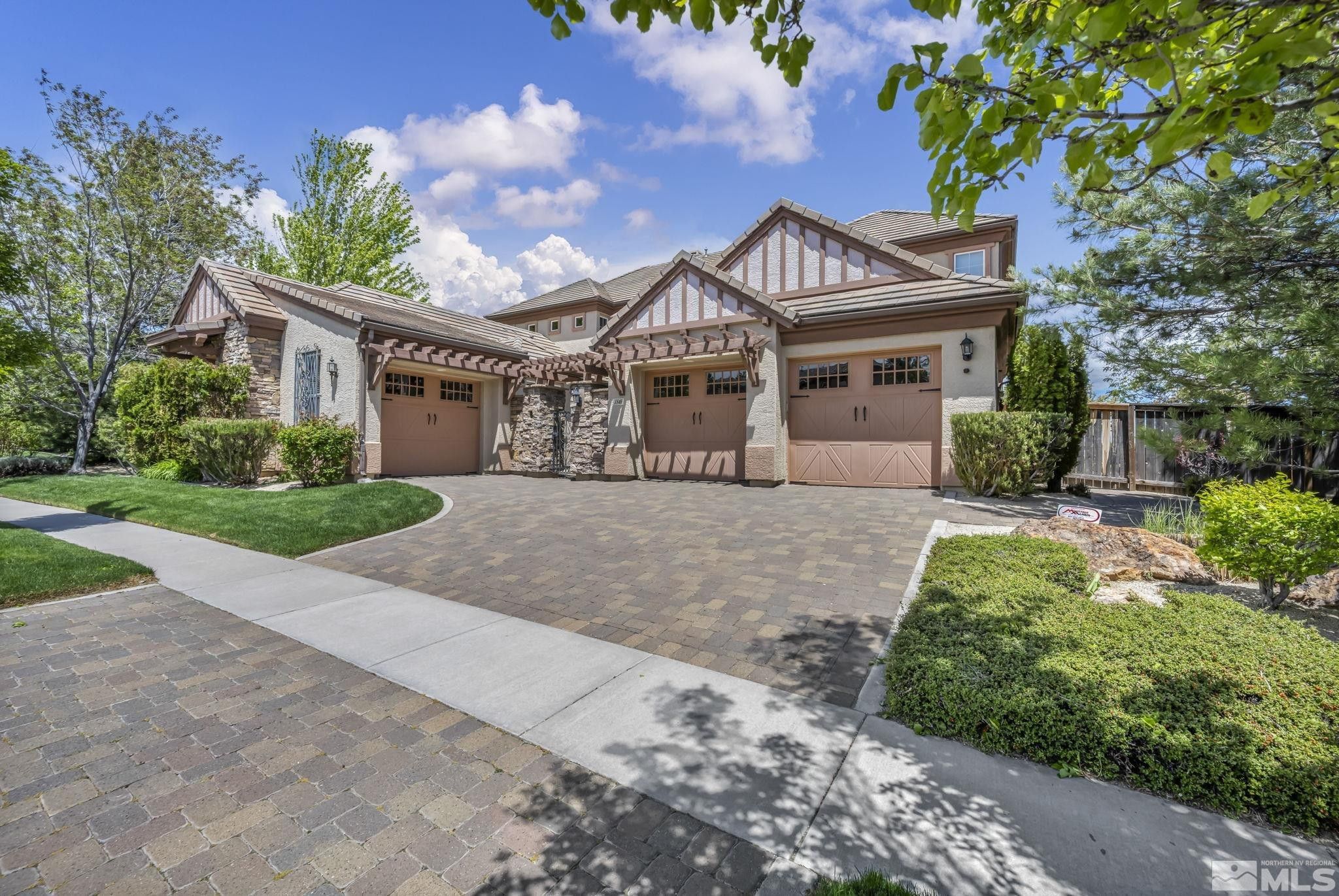 1840 Laurel Ridge Drive
