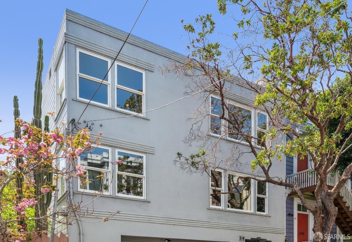 221 Lily Street