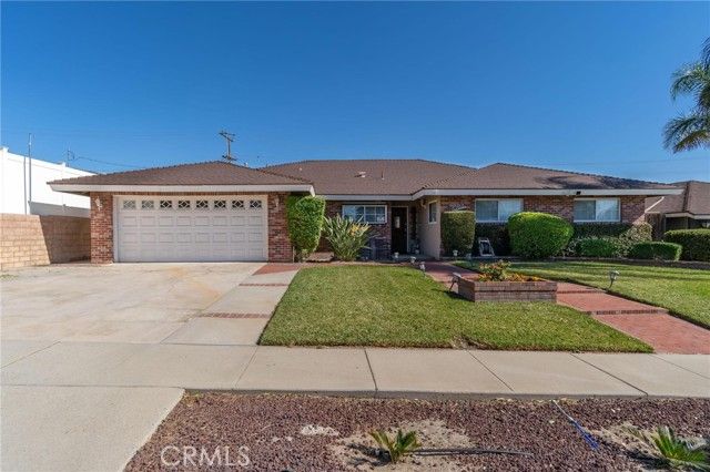 3983 San Gabriel Street