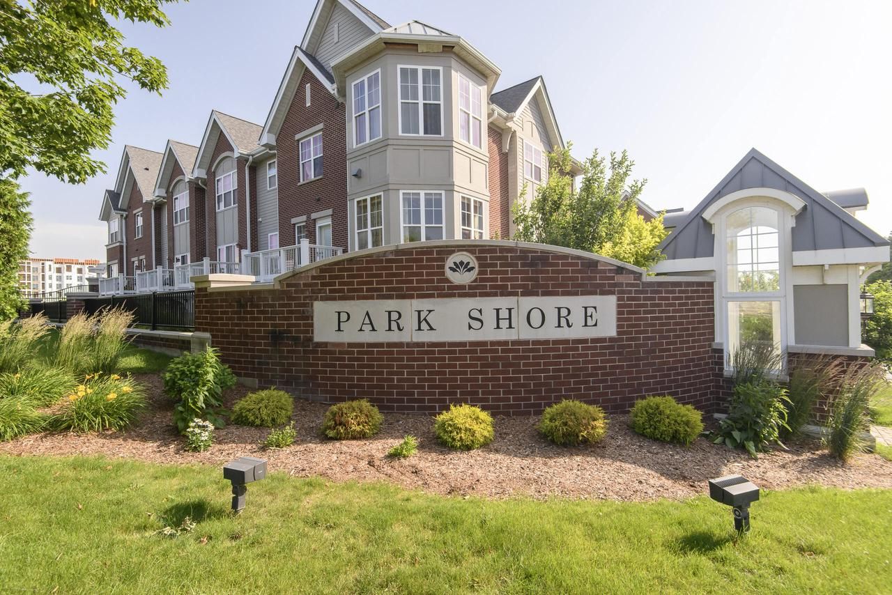 3872 S Lake Drive 101