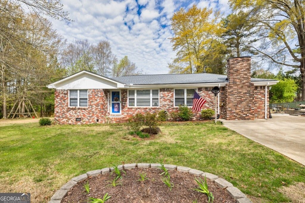 381 Campbell Street 0