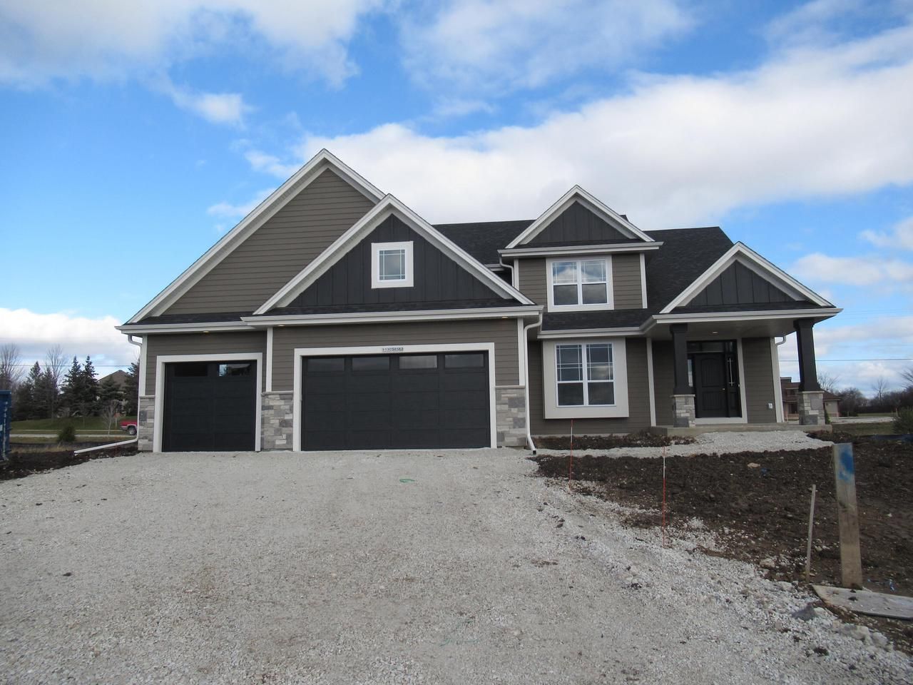 W130s8562 Mallard Court