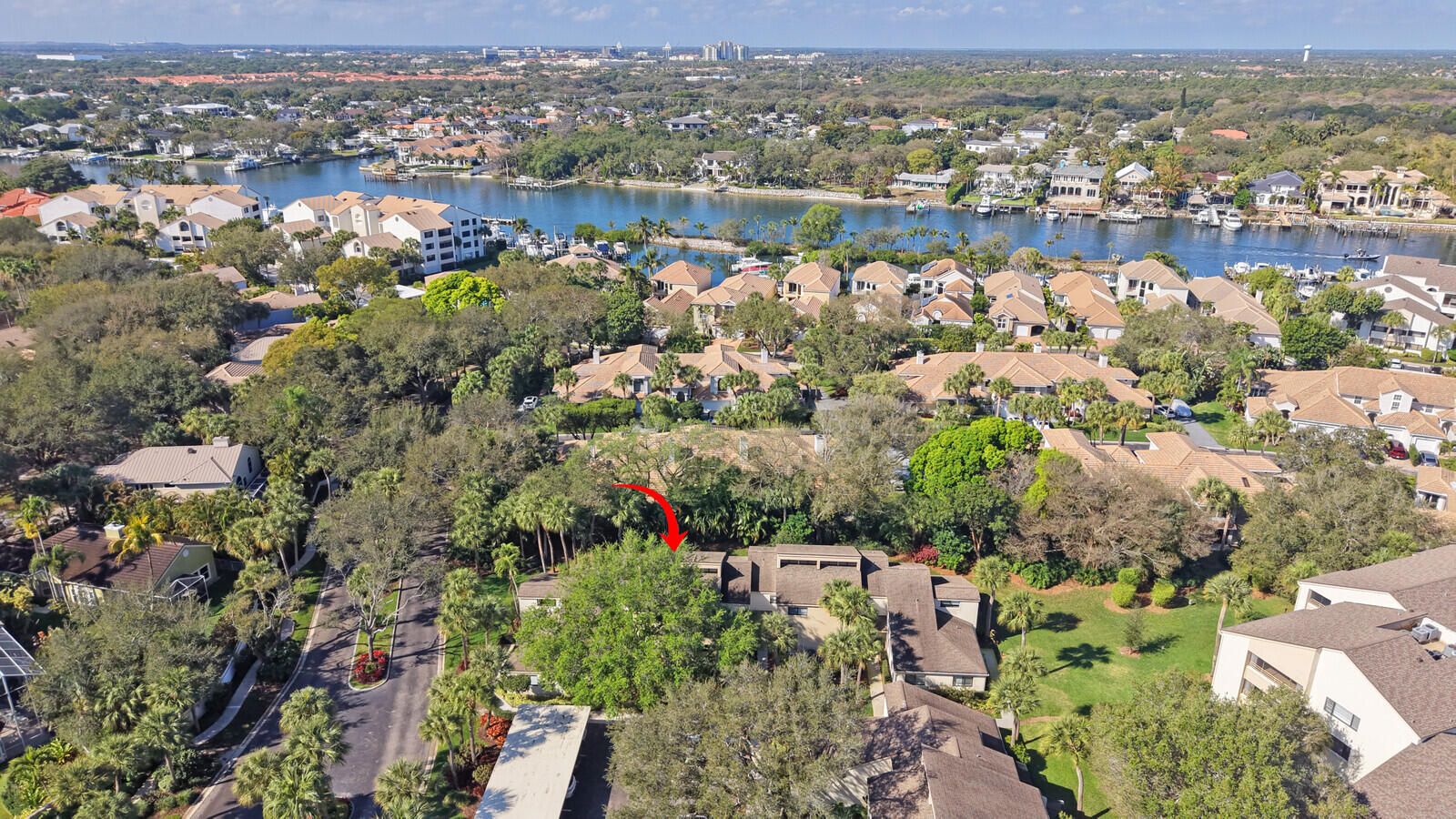 215 Oak Harbour Drive