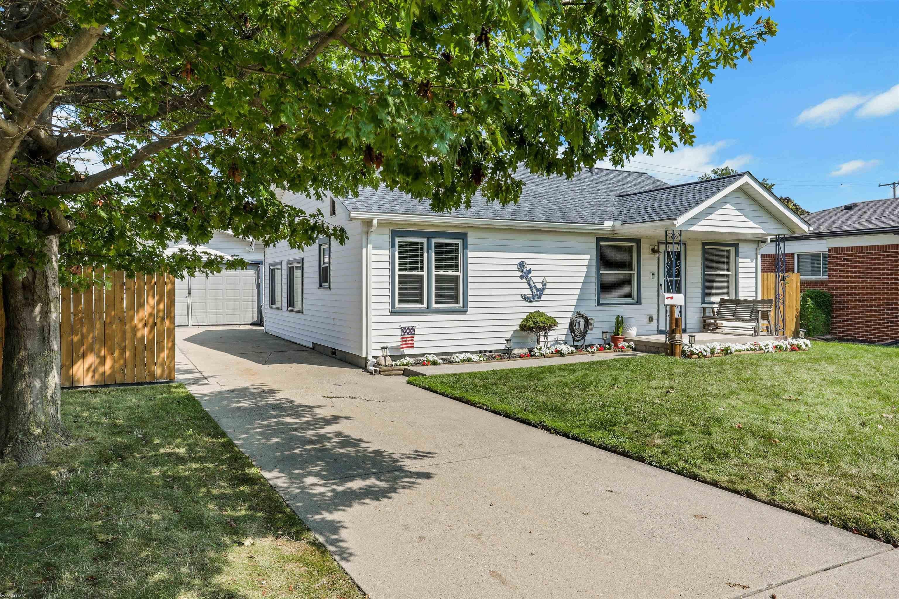 21511 Stephens Street