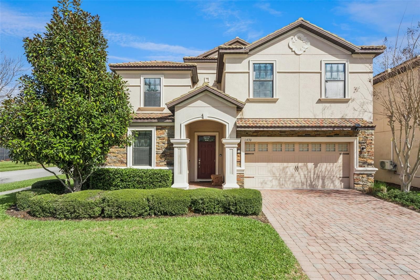 1430 Moon Valley Drive