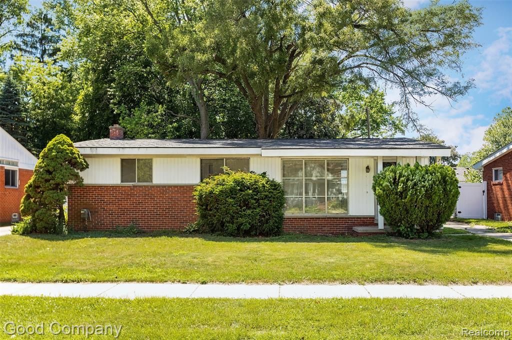 2931 N Main Street
