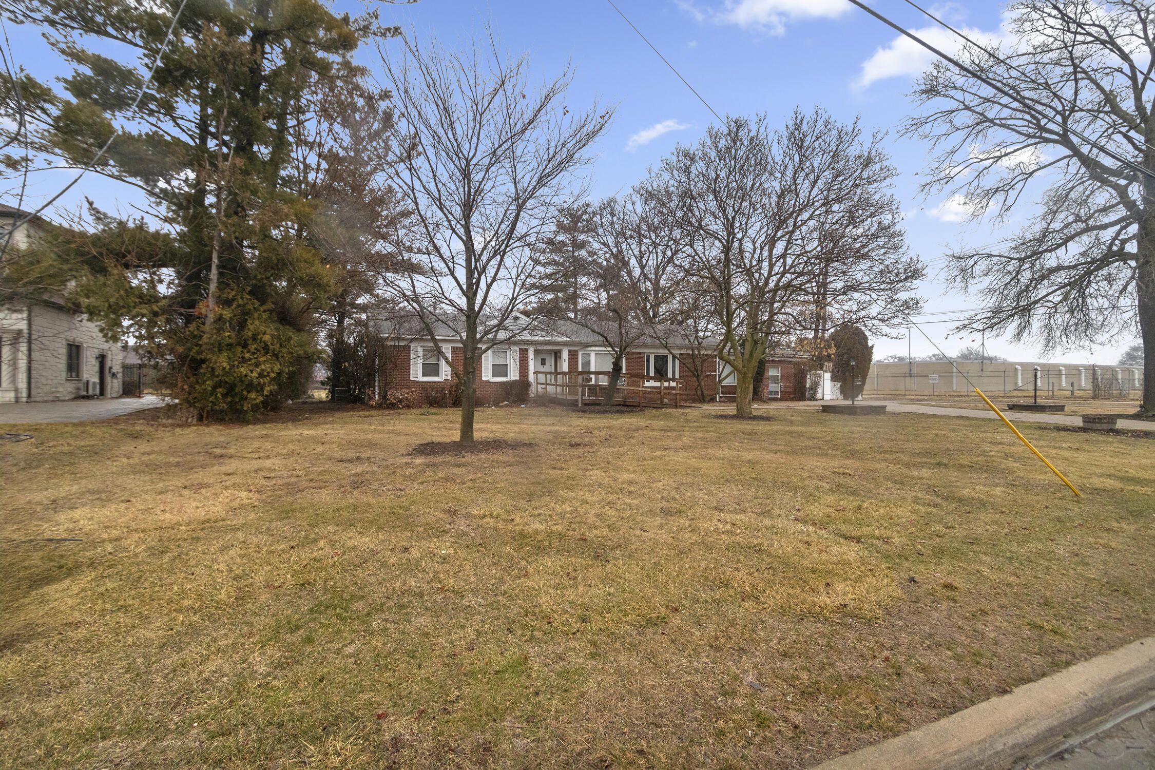 26204 Doxtator Street