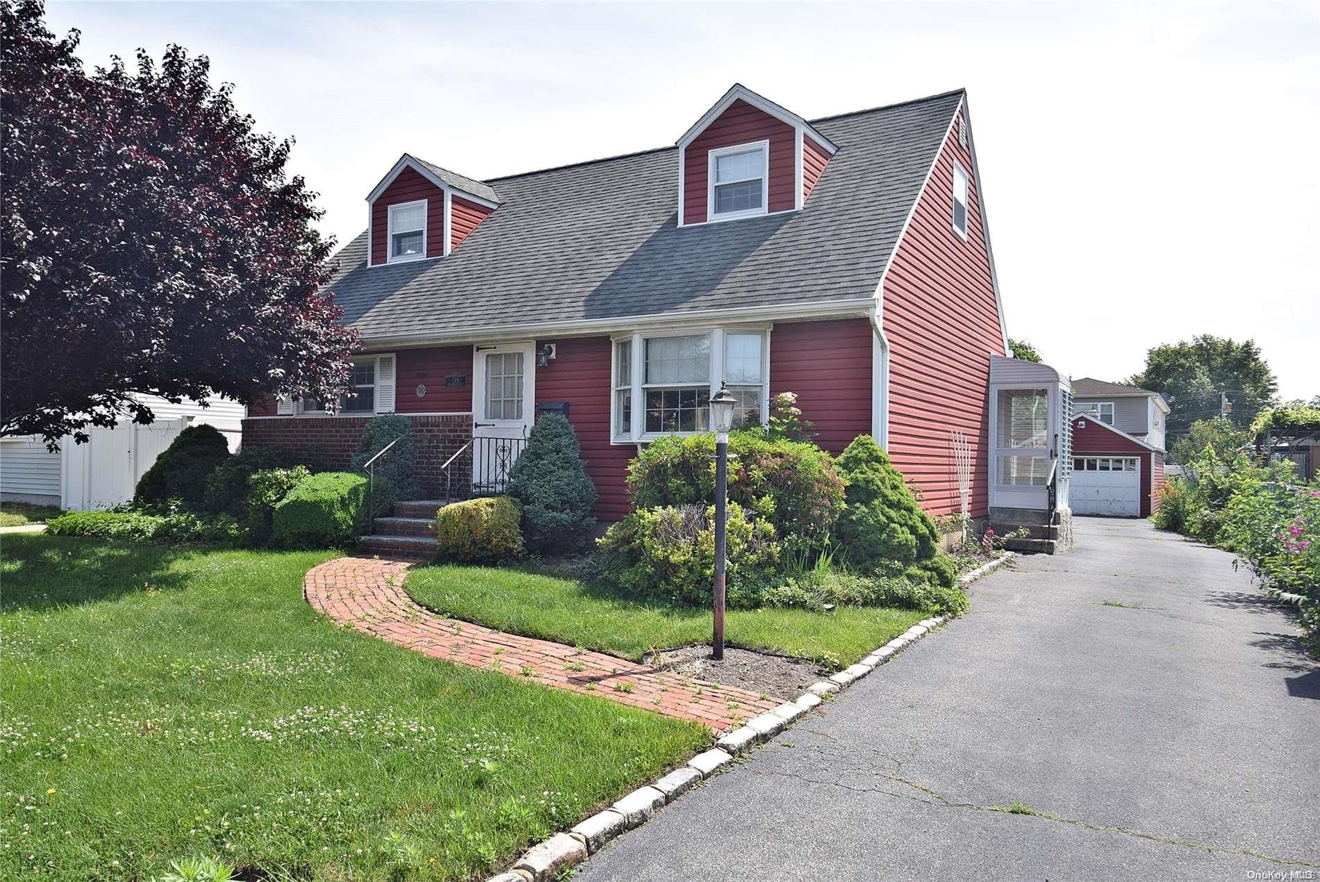 749 Newbridge Road