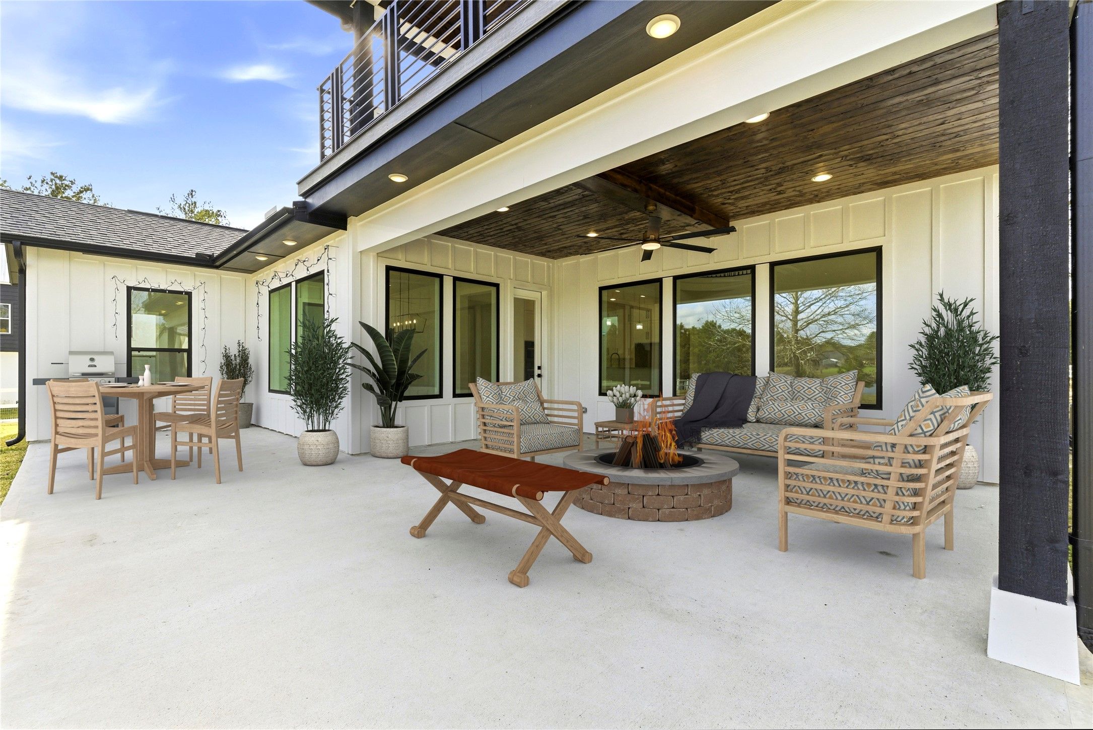 2056 White Doe Court