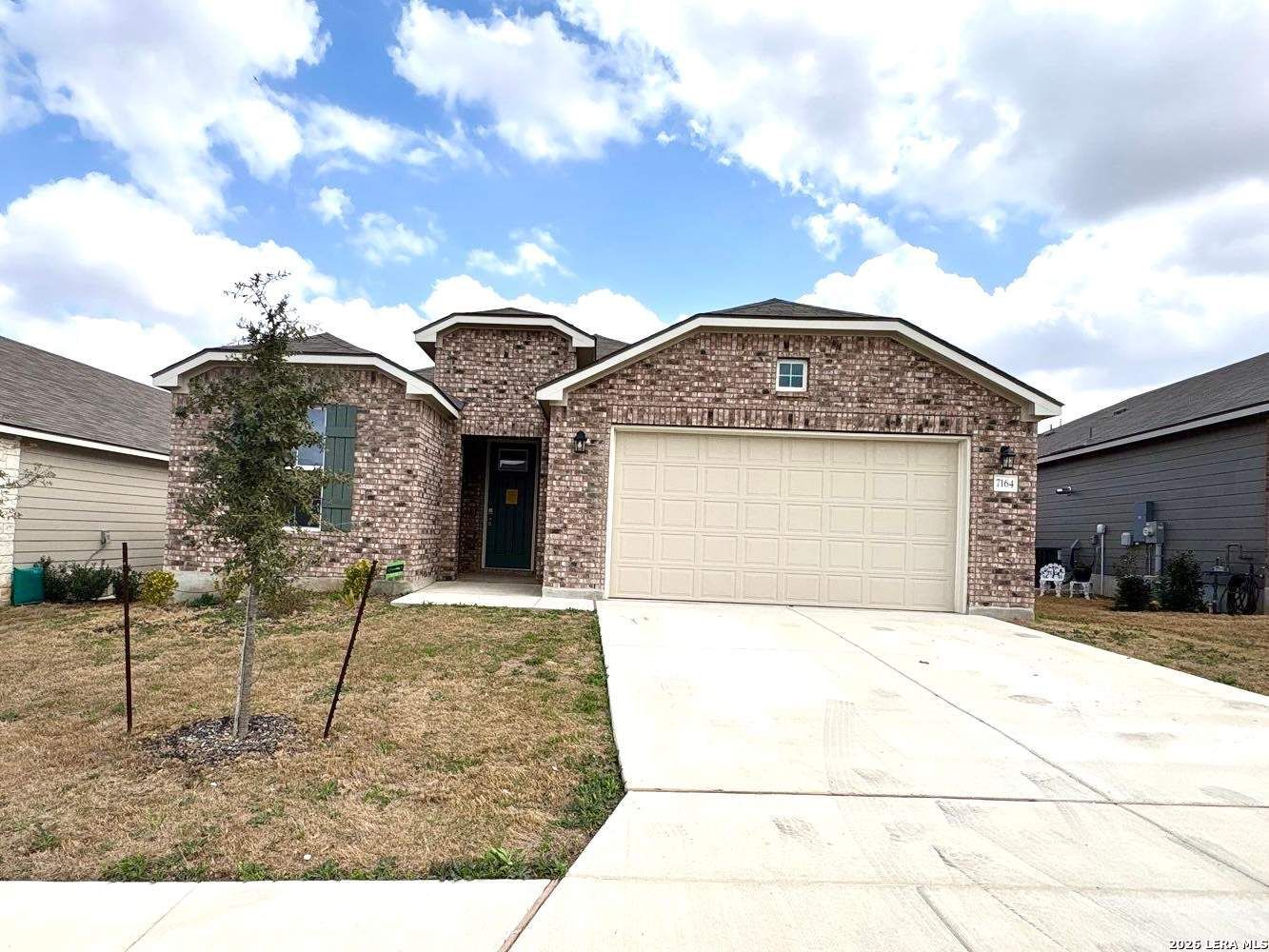 7164 Walkers Loop