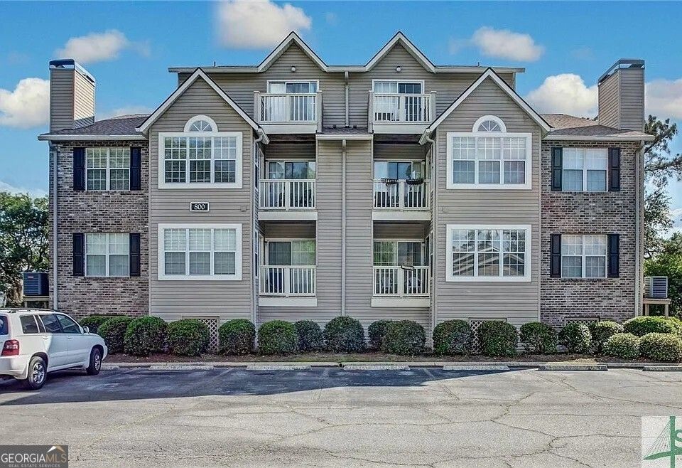 12300 Apache Avenue APT 202