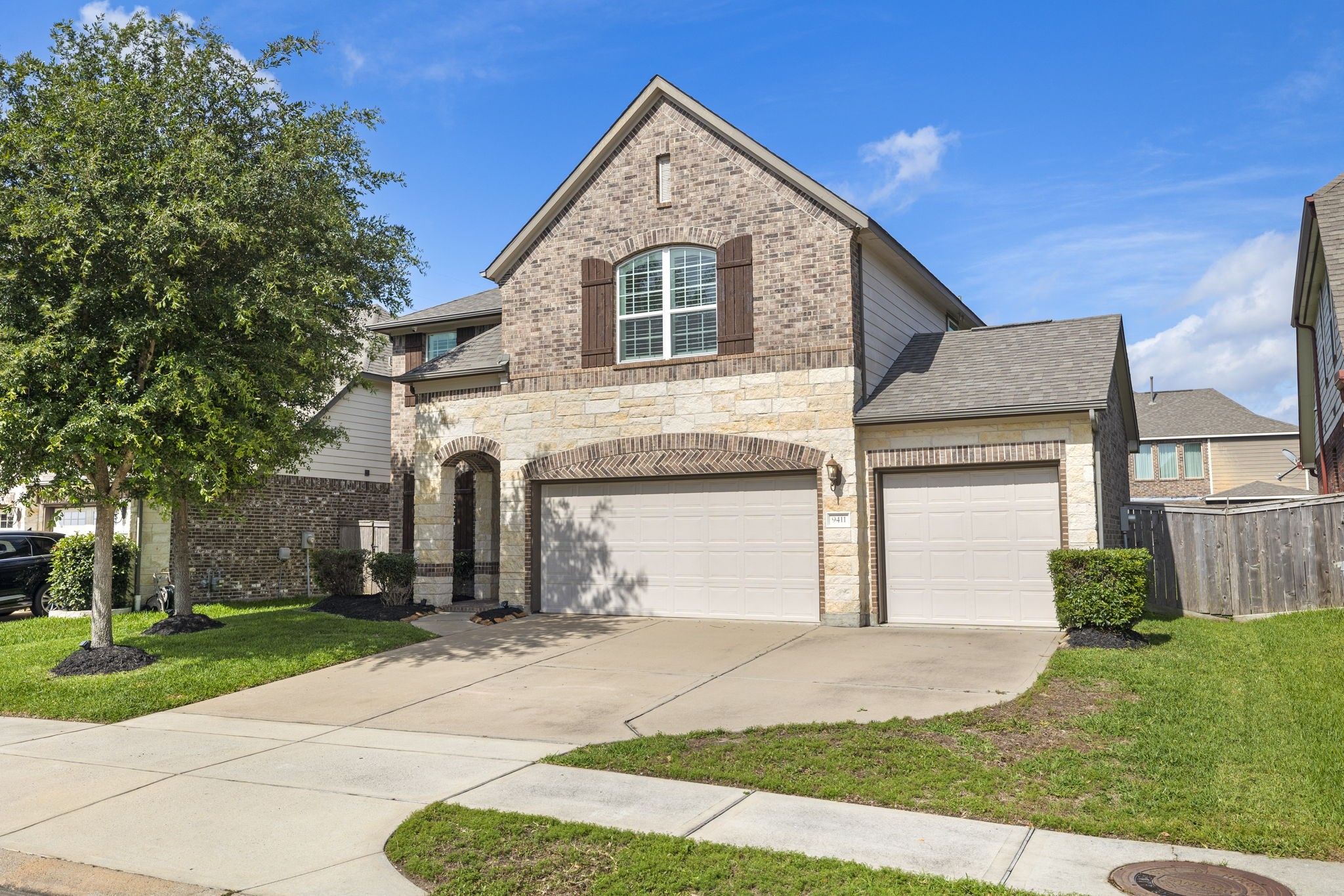 9411 Isabel Bay Lane