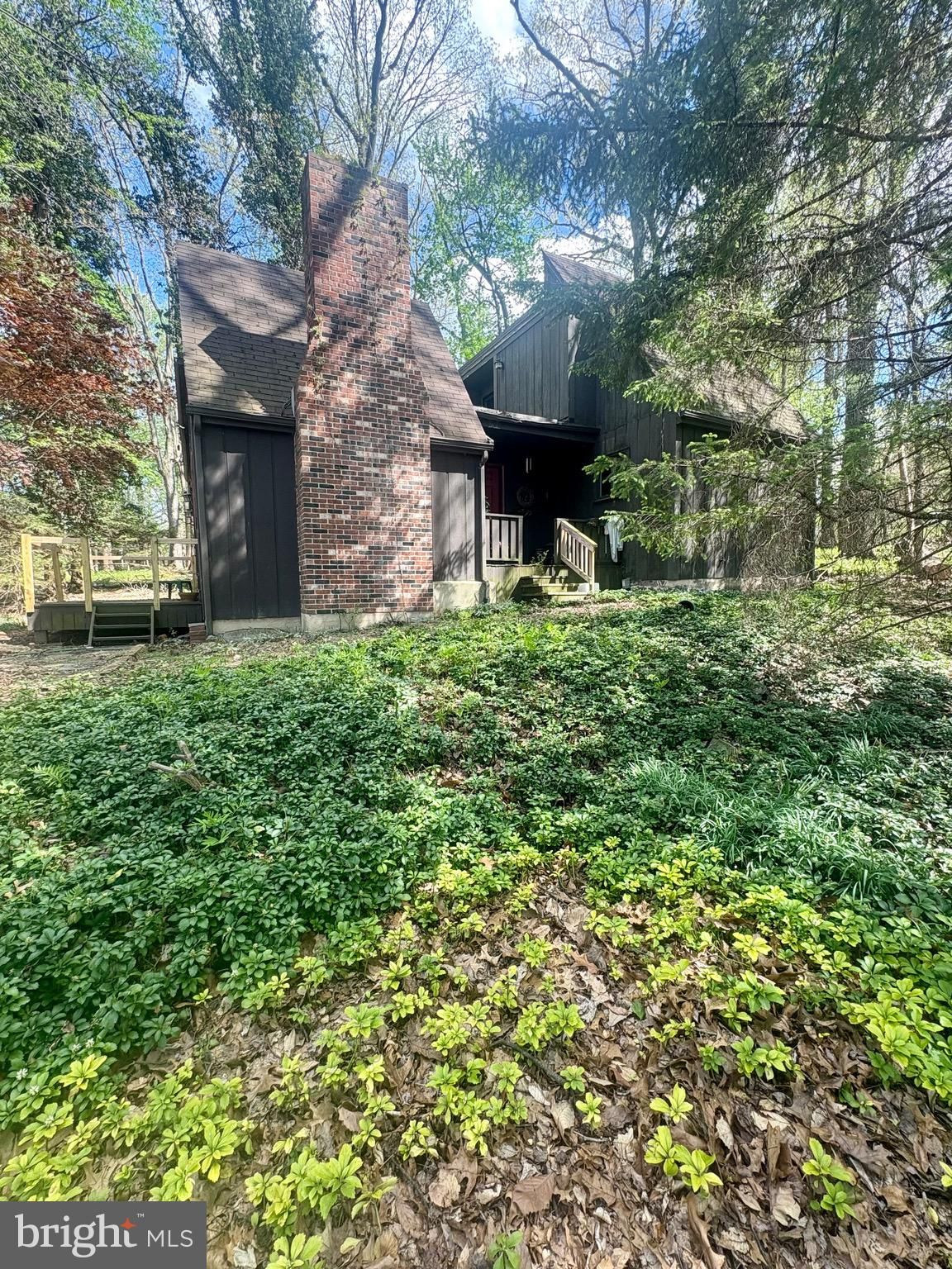 1085 Greenhill Drive