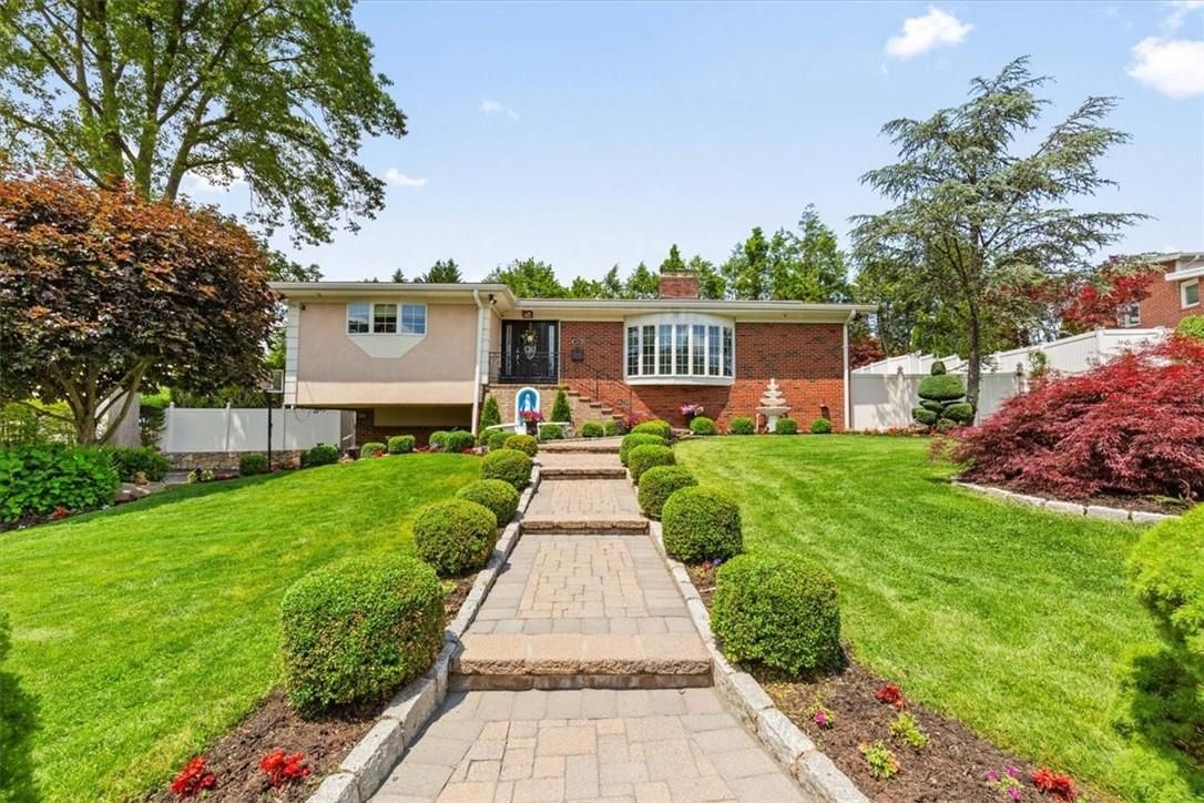 15 Marisa Drive