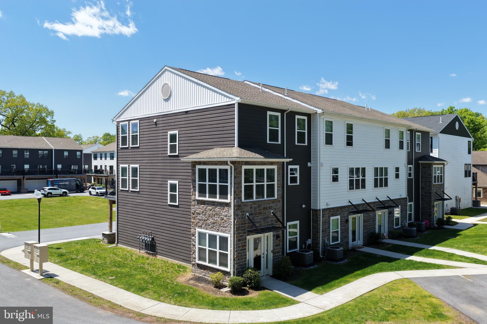 113 High Pointe Drive 50