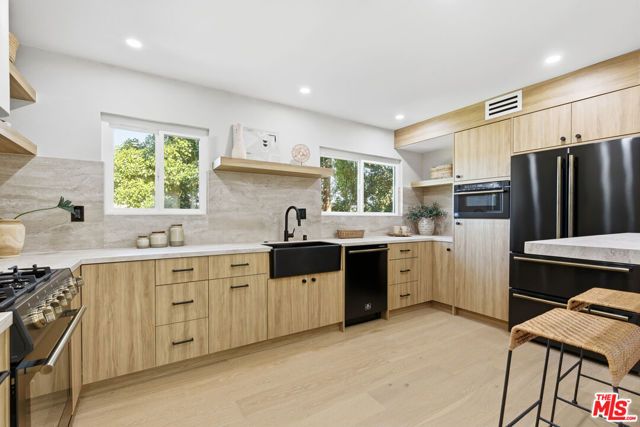 4738 La Villa Marina A